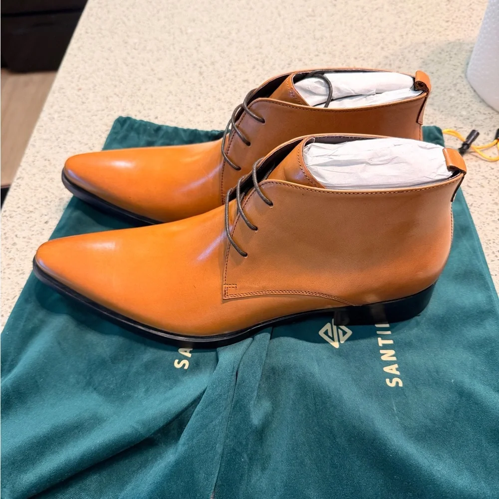 Leather Chukka Boots – Tan / Cognac